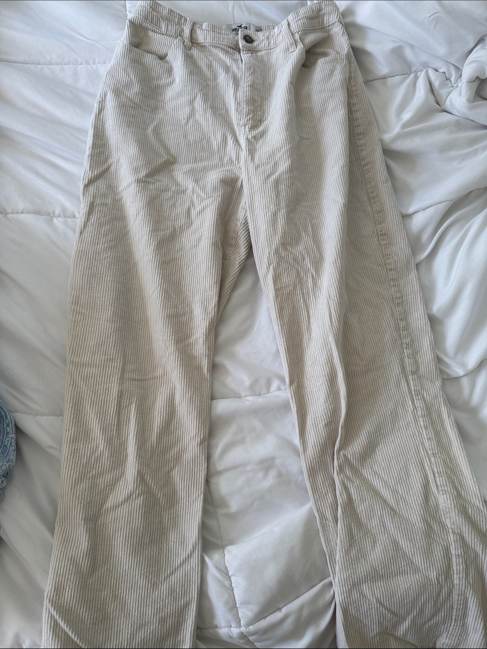 Hollister High-Rise Cream Corduroy Pants